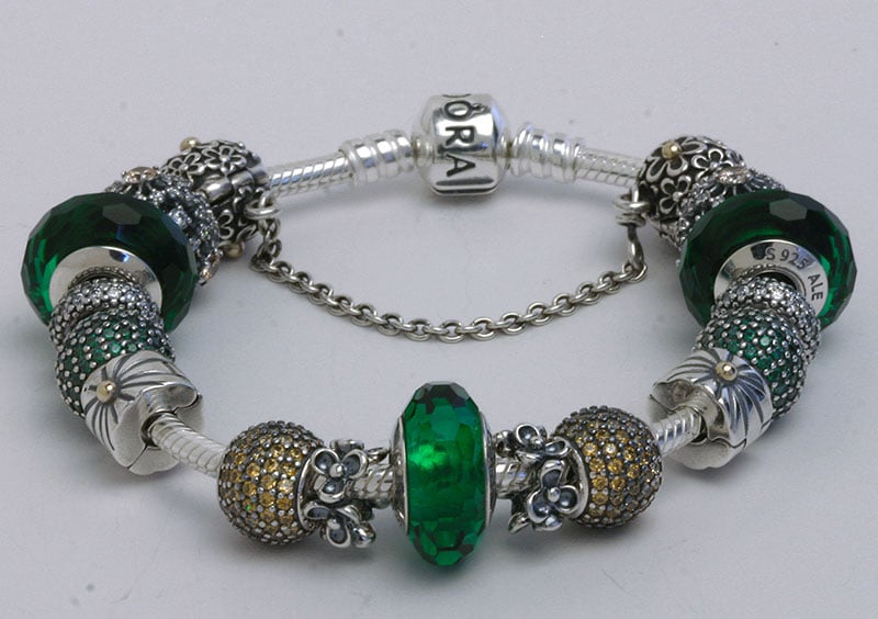 pandora-bracelet-before-retouching